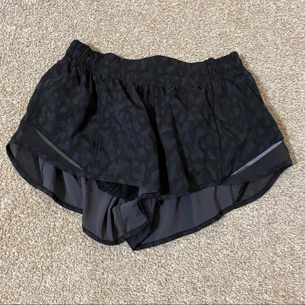 Lululemon hotty hot shorts
